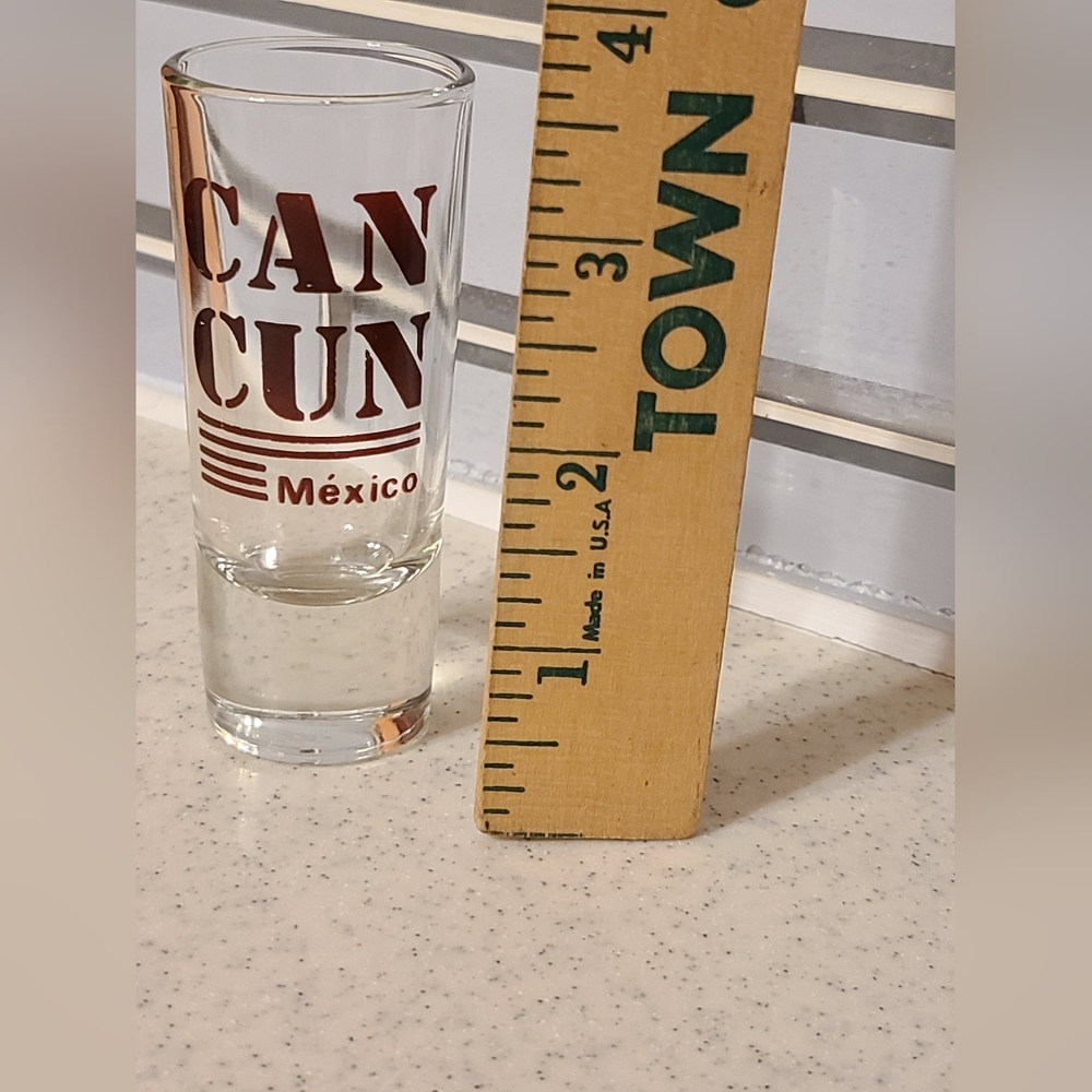 Can Cun Mexico shot glass for - Picture 2 of 2